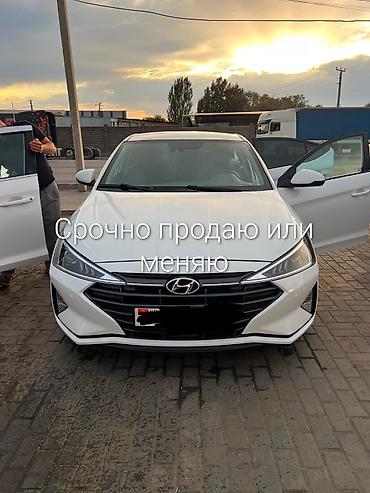 e6 3: Hyundai Elantra: 2019 г., 2 л, Автомат, Бензин, Седан — 1