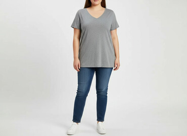 t shirty czarne z nadrukiem: Bonprix, Women`s T-shirt, size 2XL