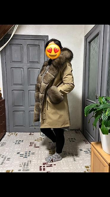 парка с мехом: Срочно продаётся Женская парка с меховой отделкой Почти новая, одевала — 2