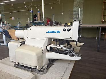 Промышленная петельная машина JACK JK-T377E-8 (комплект на столе) -