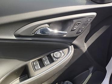 logan renault: Chevrolet Malibu: 2019 г., 1.4 л, Автомат, Бензин, Седан — 7