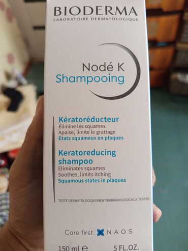 Bədənə qulluq: Bioderma Şampun Orginaldi. Aptekte 40-50 manatdi, en ucuz men verirem