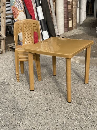 Masa və oturacaq dəstləri: Qonaq otağı üçün, Yeni, Açılmayan, Kvadrat masa, 4 stul — 5