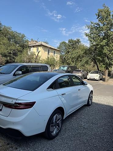 byd e1: Geely Emgrand: 2019 г., Автомат, Электромобиль, Седан — 3