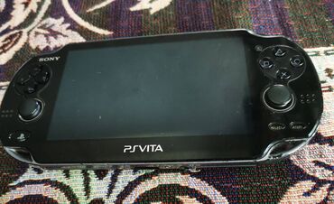 playstation oyunlari: Playstation vita. Mukemmel veziyyetdedir. Problemi yoxdur. Evvelinden