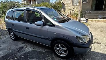 Opel: Opel Zafira: 2.2 l | 2000 il 381000 km Van/Minivan — 2