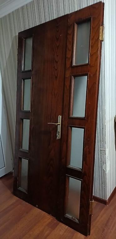 kuxna qapilari: İkinci əl qapı satılır iki taylı yeni kimidir isteyen əlaqə saxlaya — 1