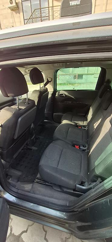 Peugeot: Peugeot 5008: 2010 г., 1.6 л, Механика, Дизель, Минивэн — 9