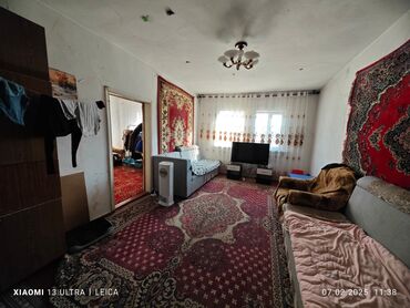 квартира однушка снять: 2 комнаты, 50 м², Хрущевка, 1 этаж, Старый ремонт