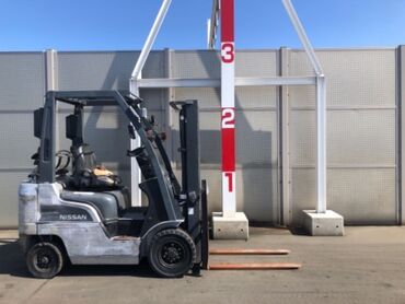 Погрузчики: Погрузчик — 10