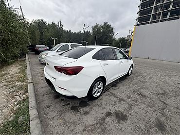 шевралеь: Chevrolet Onix: 2020 г., 1 л, Автомат, Бензин, Седан — 4