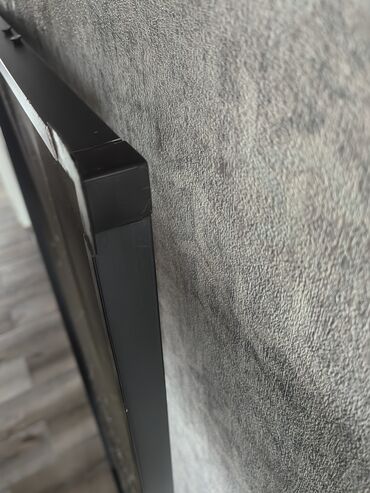 Digər mebel: 48×124 pencere setkasi plastikdir davamlidir setkasinda ciriglar var