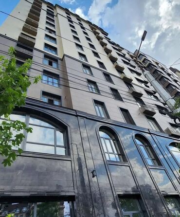 фрунзе панфилова: 3 комнаты, 76 м², Элитка, 13 этаж, ПСО (под самоотделку)