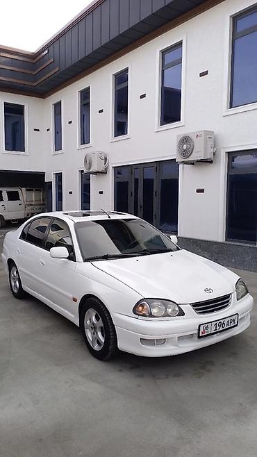 Toyota: Toyota Avensis: 2000 г., 2 л, Механика, Бензин, Седан — 1