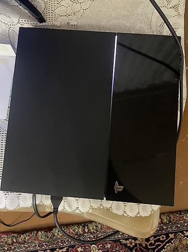 blu ray disk: PS4 Fat 1TB / Sistem 11.50 Proşifka / 2 Pult + 18 Oyun Sony — 2