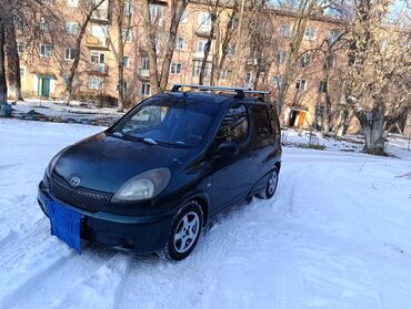 Toyota: Toyota Yaris Verso: 2000 г., 1.5 л, Механика, Бензин, Van