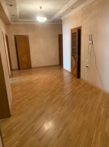 Köhnə tikili: Bakı, 3 otaqlı, Köhnə tikili, m. Gənclik, 140 kv. m — 5