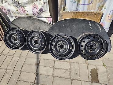 1 g fe: Железные Диски R 14 Комплект, отверстий - 4, Б/у — 1