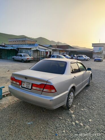 Honda: Хонда аккорд 2002 объем 1.8 состояние хороший