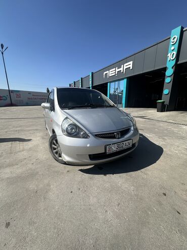 нонда истеп: Honda Fit: 2003 г., 1.3 л, Вариатор, Бензин, Хетчбек