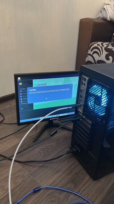Masaüstü kompüterlər və iş stansiyaları: Komplekt şeklinde satiram butun aksesuarlari verecem.Oyunlarda yuksek — 12