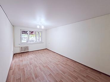 Продажа квартир: 1 комната, 35 м², 8 мкр 104 серия, 1 этаж, Свежий ремонт — 20