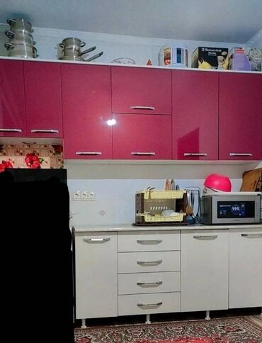 кухонные шкаф бу: Кухонный гарнитур, Шкаф, цвет - Красный, Б/у