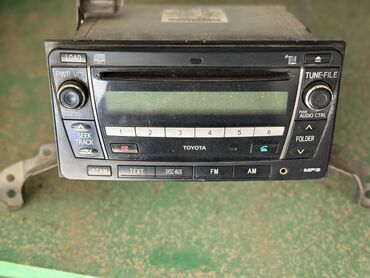 Maqnitofonlar: Toyota Land Cruiser Monitor Moqnitola Moqnitafon Zavod Original