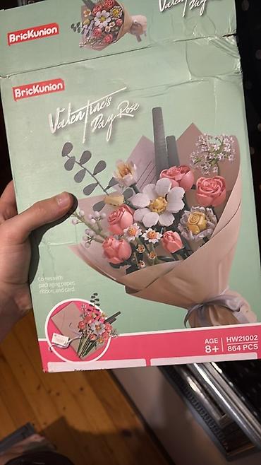 oyuncaq avtomat: BrickUnion “Valentine’s Day Rose” konstruksiya dəsti - Model: HW21002 — 1