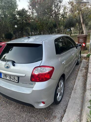 Toyota: Toyota Auris: 1.8 l. | 2011 έ. Χάτσμπακ — 2