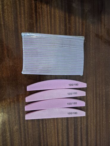 Digər gözəllik və estetika cihazları: Dirnaq avadanliqlari. Buna daxildir laklar,dirnaq qurudan,dirnaq yonan — 11