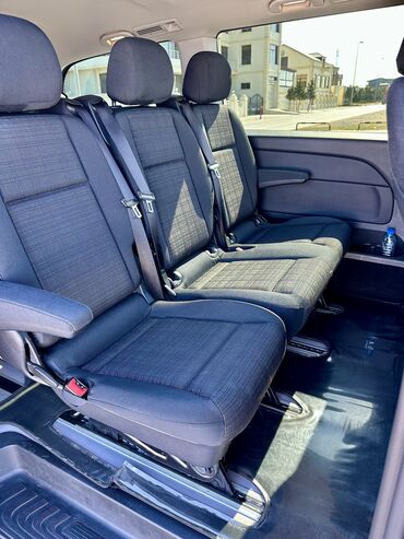 Mercedes-Benz: Mercedes-Benz V 220: 2.2 l | 2016 il Van/Minivan — 16