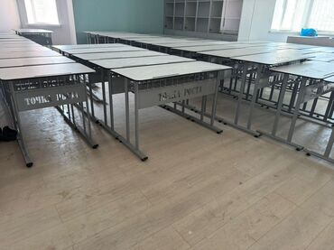 столы для школы: Парта, Текчелери бар, Балдар бөлмөсү, Металл, түсү - Боз