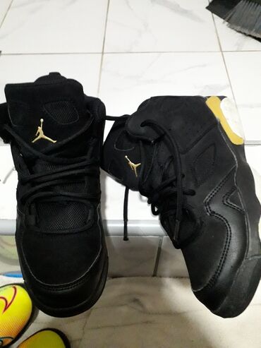 ext obuca novi pazar: Nike, Size - 33