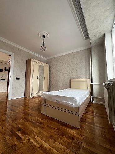 Tək otaq kirayeye verilir . Ev 5 otaqlı evdir 5 xanım qalır1 xanım