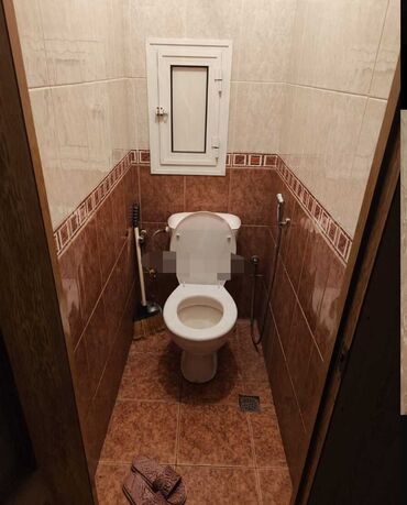 Uzunmüddətli kirayə mənzillər: Yeni günəşli Ballı marketin arxasında 13-cü binada 3 otaq 90 kv — 9