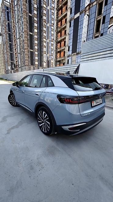 byd e1: Volkswagen ID.4: 2022 г., Кроссовер — 3
