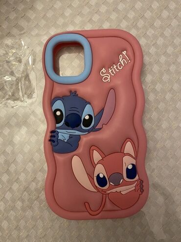 Kabrolar: Çəhrayı rəngdə, Stitch personajlarının təsviri olan telefon qılıfı