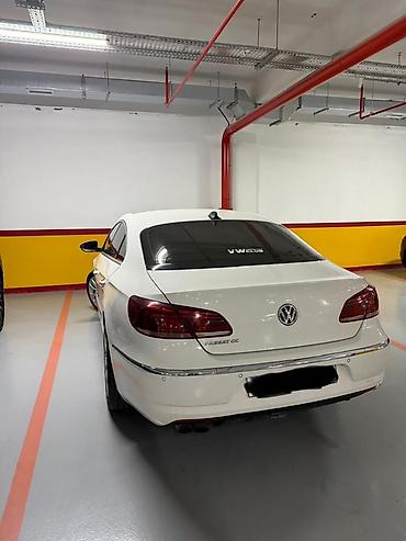 passat 2002: Volkswagen Passat CC – ağ rəngli, fastback kuzovlu 4 qapılı kupe — 4