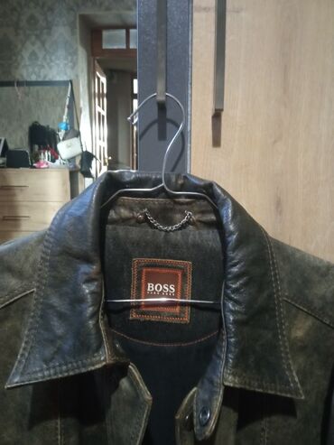 Kurtkalar: Kurtka, Dəri, Payız, Boss — 6