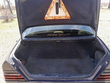 Mercedes-Benz: Mercedes-Benz E-Class: 1994 г., 2.2 л, Ручные, Бензин, Седан — 8