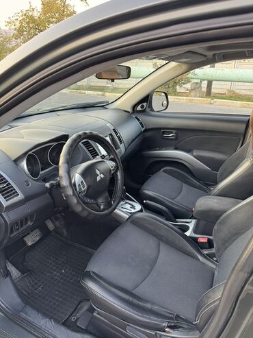 Mitsubishi: Mitsubishi Outlander: 2009 г., 2.4 л, Автомат, Бензин, Кроссовер — 7