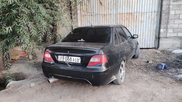 срочно продаю в связи с переездом: Daewoo Nexia: 2009 г., 1.6 л, Механика, Бензин, Седан