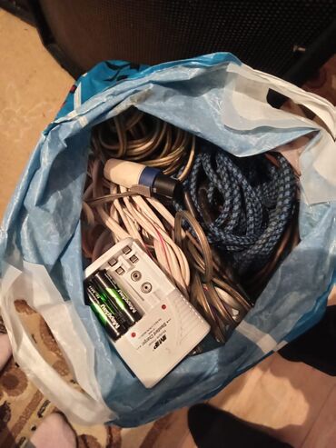 Dinamiklər və kolonkalar: Yamaha Kolonka, Növ - Toy üçün, rəng - Qara — 20