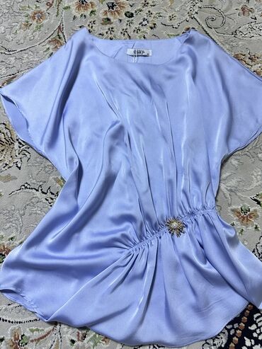 прозрачное женское нижнее белье: Блузка, Атлас, Однотонный at lalafo.kg прозрачное женское нижнее белье: Блузка, Атлас, Однотонный