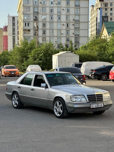 Mercedes-Benz: Mercedes-Benz E-Class: 1993 г., 3.2 л, Автомат, Бензин, Седан