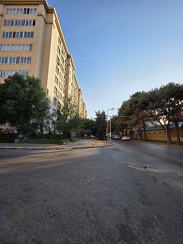 ecemide kiraye evler 2020: Bakı, Bakıxanov qəs., 3 otaqlı, Köhnə tikili, m. Neftçilər, 55 kv. m — 1