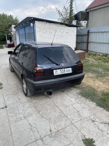 авто гольф2: Volkswagen Golf: 1994 г., 2 л, Механика, Бензин, Хэтчбэк