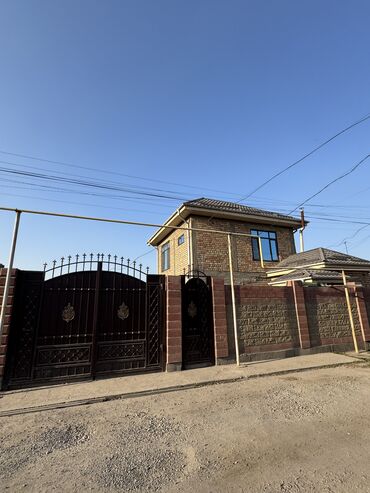 Продажа домов: Дом, 107 м², 3 комнаты, Агентство недвижимости, Евроремонт — 1