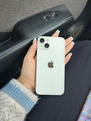 IPhone 13, белый, 128 ГБ (визуально по форм‑фактору и модулю камер) -